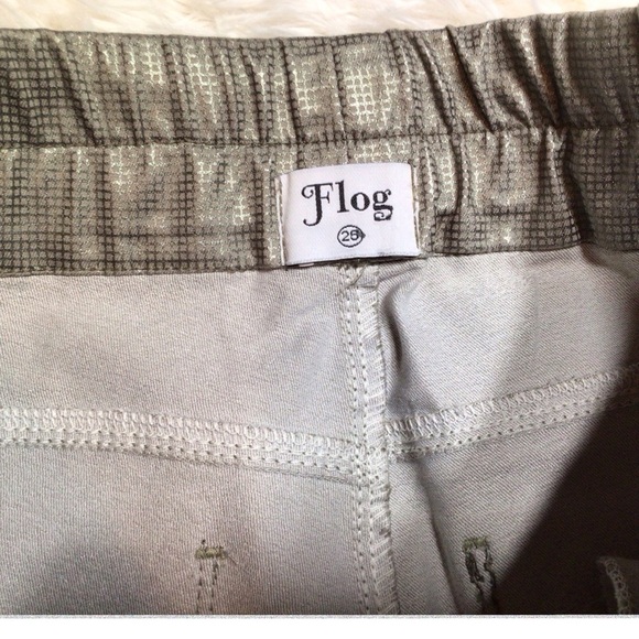 BEVY FLOG Metallic Gray Pants - Picture 9 of 13